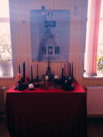 Keramikas darbu izstāde "Satiec savu tautasdziesmu", autore Evita Gūtmane 